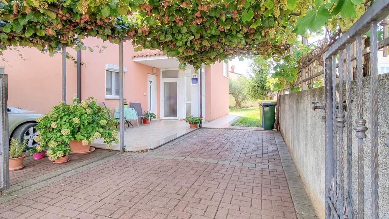 Stelia Apartamento Novigrad Istria Exterior foto