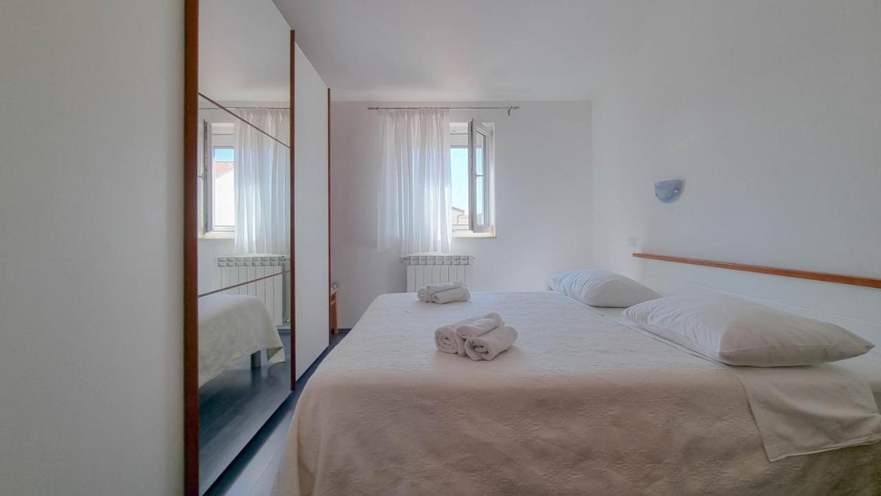 Stelia Apartamento Novigrad Istria Exterior foto
