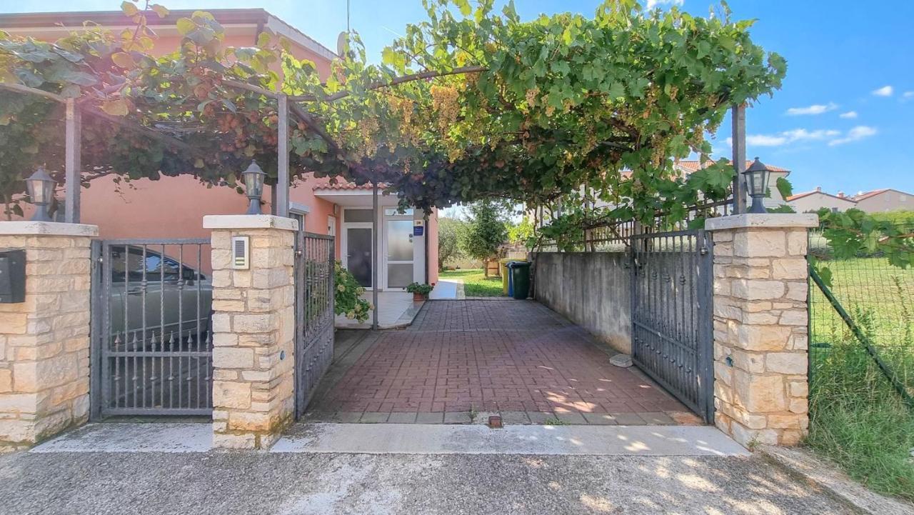 Stelia Apartamento Novigrad Istria Exterior foto